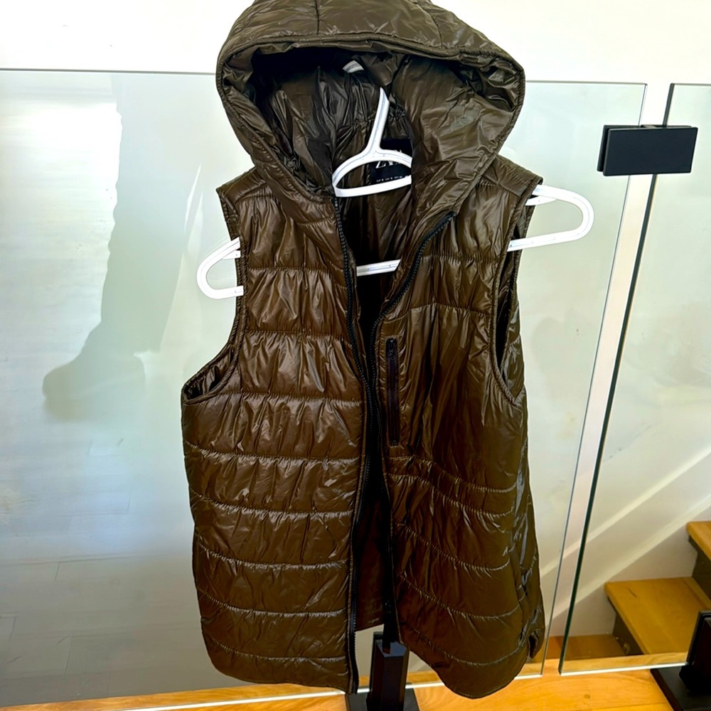 Zara vest